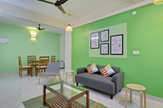 Luxury 2Bhk Apartment Near Calangute Baga Beach With Pool Exterior photo
