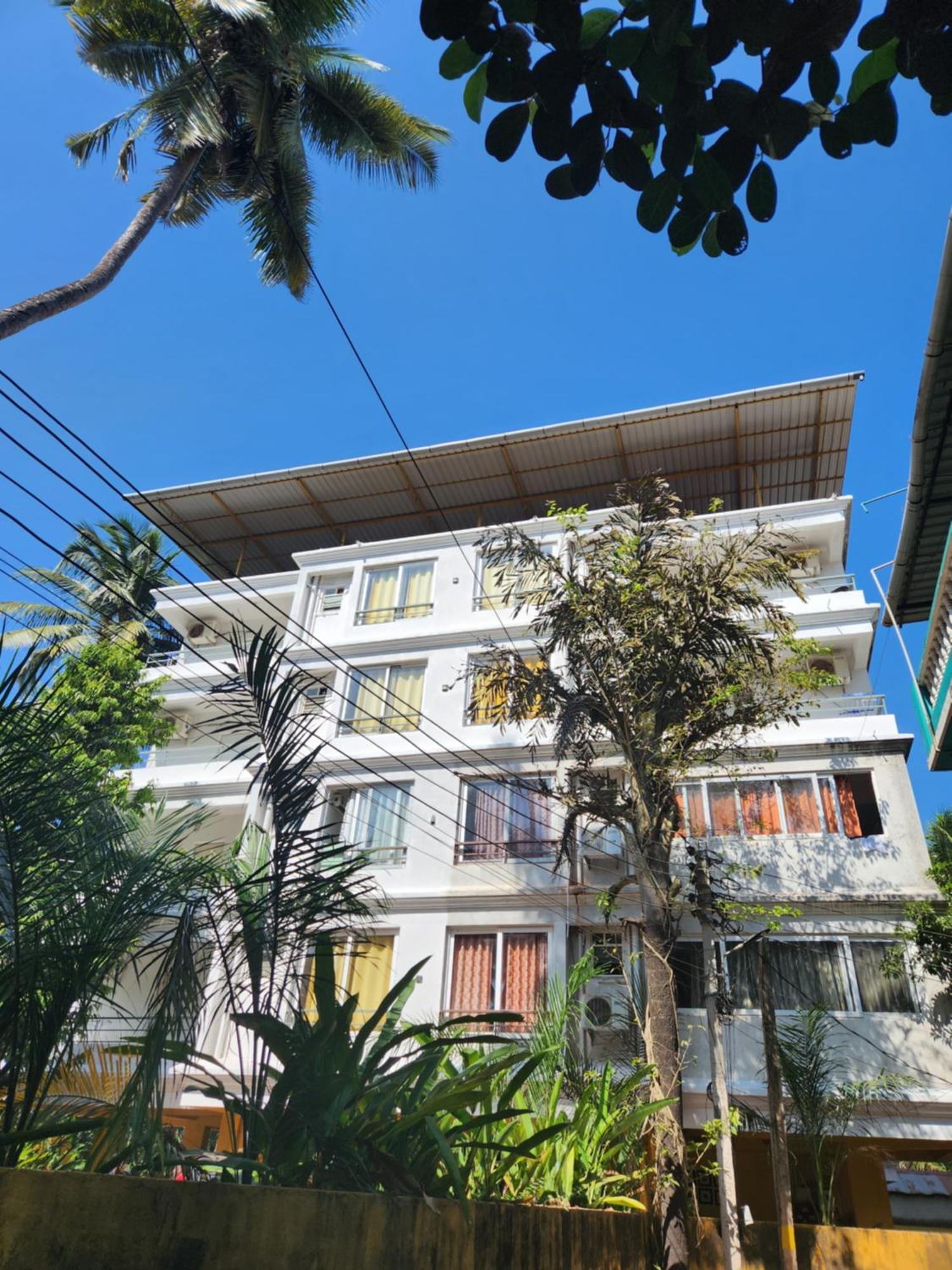 Luxury 2Bhk Apartment Near Calangute Baga Beach With Pool Exterior photo