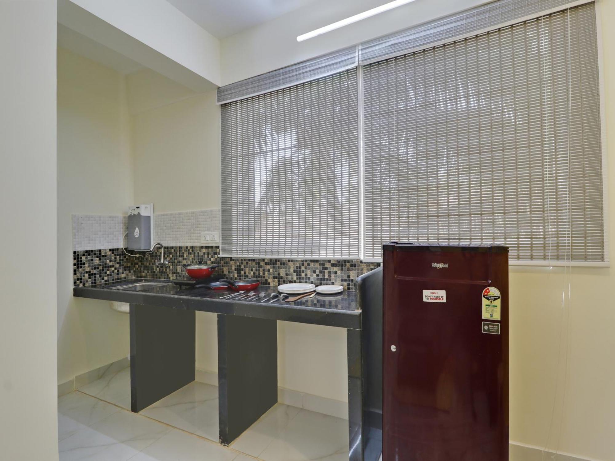 Luxury 2Bhk Apartment Near Calangute Baga Beach With Pool Exterior photo